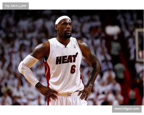 詹姆斯新海报衬衫造型引热议 外界联想重温热火时期风采